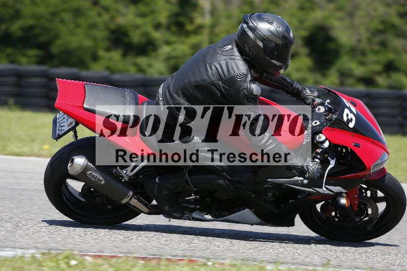 /Archiv-2024/29 12.06.2024 MOTO.CH Track Day ADR/Gruppe gelb/32